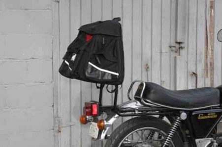 Install a Ventura Bike Pack System on a Norton Image